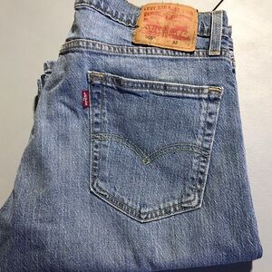 Men’s Levi’s 32x34 light wash- 5 pair bundle
